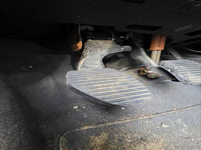 Pedal Embrague Peugeot 3008 ALLURE 131CV 96KW