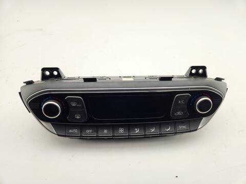 Mando Climatizador Hyundai i30 KLASS LR 119CV 88KW