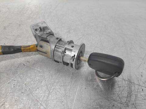 Foto 4ª: Motor de Arranque Citroen C3 1.1 FURIO 60CV 44KW [HFX] (2005)