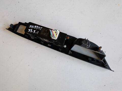 Foto 3ª: Botonera Elevalunas Mitsubishi ASX 4N13 (2010)