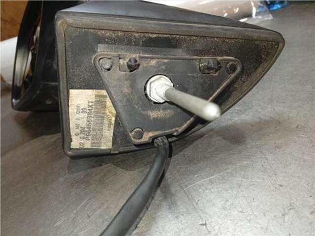 Foto 3ª: Retrovisor Izquierdo Peugeot 407 1.6 BUSINESS LINE [1.6 LTR. - 80 KW HDI FAP CAT (9HZ - DV6TED4)] [9HZ (DV6TED4)]