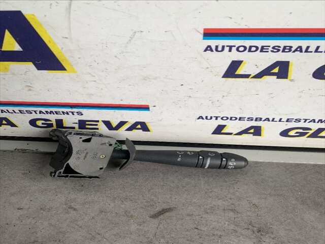 Mando Multifuncion Renault Trafic 2.0 DCI