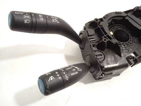 Foto 4ª: Mando Multifuncion Mg HS 1.5 T SAS23) 162CV 119KW [15E4E] (2023)