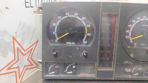 Foto 4ª: Cuadro de Instrumentos Nissan Eco PR - 3200 - 4.5 CABINA INDIVIDUAL 106CV 78KW [BD30] (1999)