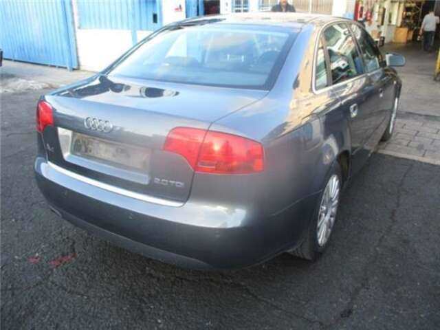 Foto 2ª: Faro Antiniebla Delantero Derecho Audi A4 2.0 TDI (140CV) [BRE]