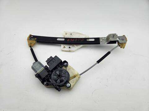 Foto 1ª: Elevalunas Manual Trasero Derecho Seat Leon I-TECH 150CV 110KW [CKFC] (2015)