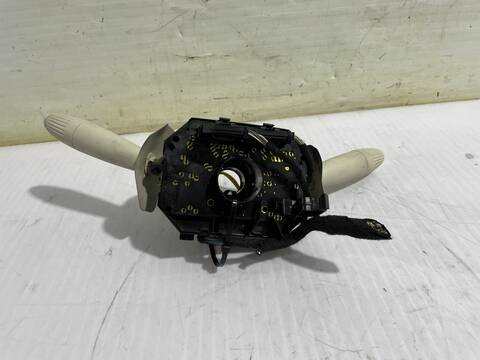 Foto 2ª: Mando Multifuncion Fiat 500 ANIVERSARIO 69CV 51KW [169A4000] (2009)