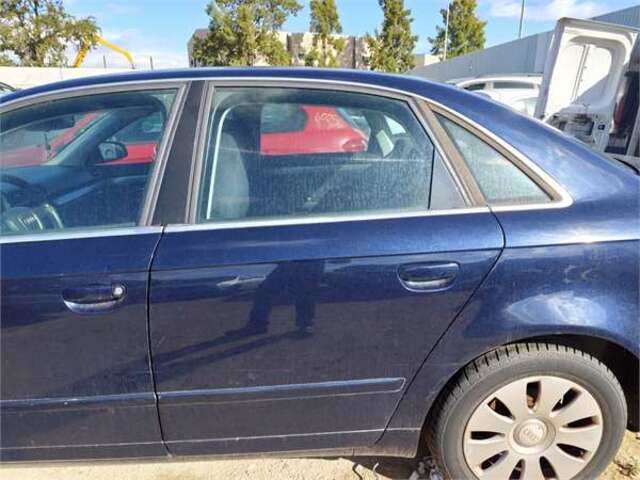 Puerta Trasera Izquierda Audi A4 2.0 TDI 16V (103KW) [2.0 LTR. - 103 KW TDI]