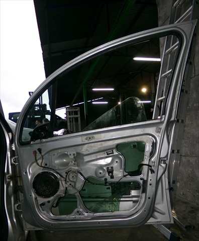 Foto 2ª: Puerta Delantera Derecha Citroen C3 1.4 HDI 2002-2010 [8HZ] (2007)