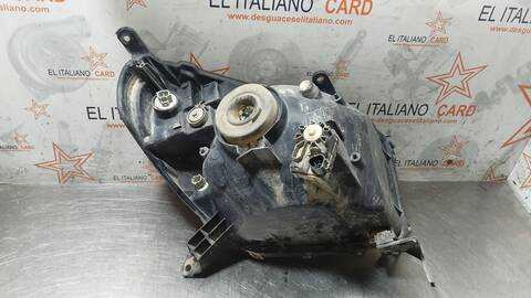 Foto 3ª: Faro Izquierdo Toyota Rav4 2.0 D-4D EXECUTIVE 4X4 2003 ) 116CV 85KW [1CDFTV] (2005)