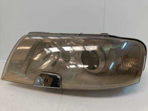 Foto 2ª: Faro Izquierdo Skoda Superb CLASSIC 130CV 96KW [AWX] (2004)