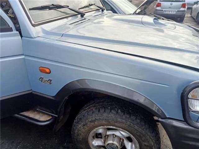 Foto 2ª: Capot Mitsubishi Galloper 2.5 TD (5-PTAS.) [2.5 LTR. - 73 KW TURBODIESEL] [D4BH]