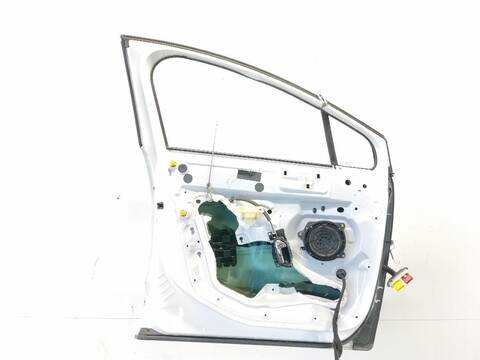 Foto 3ª: Puerta Delantera Izquierda Peugeot 3008 1.6 BLUEHDI 120 [BHZ (DV6FC)] (2016)