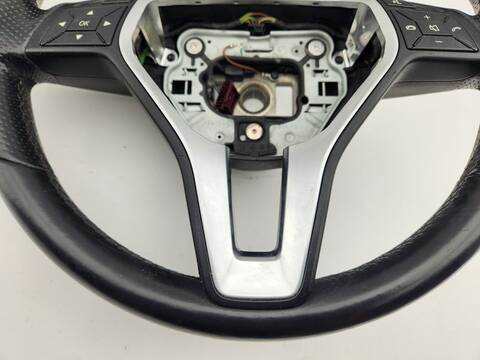 Foto 3ª: Volante Mercedes Clase C 160 C 220 T CDI 4-MATIC 204.284) 170CV 125KW FAMILIAR [OM651911] (2014)