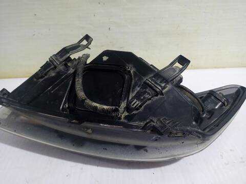 Foto 2ª: Faro Derecho Ford Focus BUSINESS 90CV (2007)