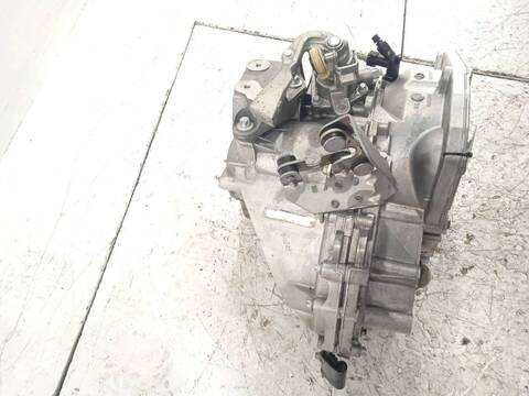 Foto 3ª: Caja Cambios Opel Vectra 1.9 16V CDTI CAT Z 19 DTH - LRD) BERLINA 150CV 110KW [Z19DTH] (2005)