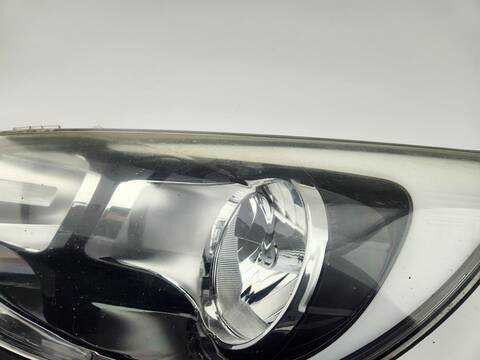 Foto 2ª: Faro Izquierdo Kia Rio BASIC 75CV 55KW [D3FA] (2013)
