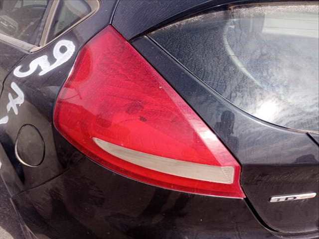 Foto 2ª: Piloto Trasero Izquierdo Ford Fiesta TITANIUM 68CV 50KW [F6JD] (2009)