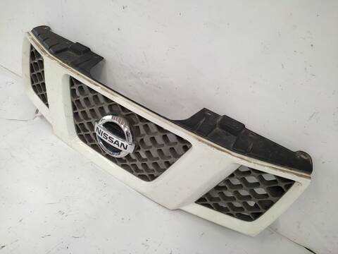 Foto 2ª: Rejilla Delantera Nissan Pathfinder 2.5 DCI 174CV 128KW [YD25] (2006)