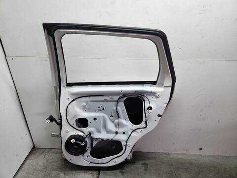 Foto 2ª: Puerta Trasera Derecha Mitsubishi ASX CHALLENGE 2WD 116CV 85KW (2015)