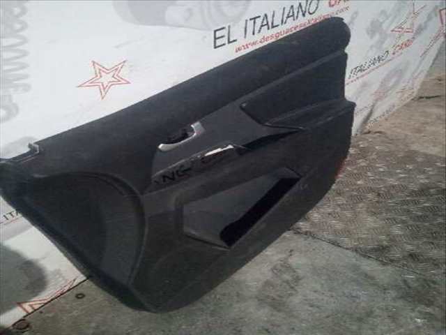 Foto 4ª: Tapizados Cartoneras Kia Sportage DRIVE 4X2 136CV 100KW [D4H4] (2014)