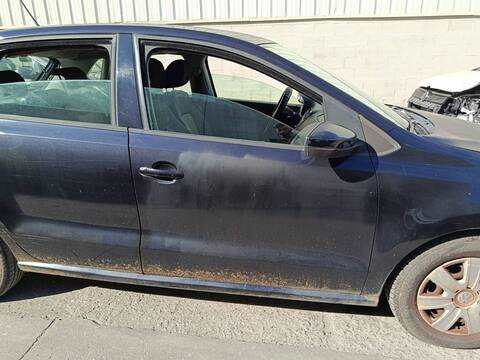 Puerta Delantera Derecha Volkswagen Polo CAYA