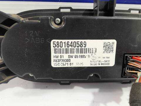 Foto 3ª: Mando Climatizador Iveco Daily 2.3 DIESEL CAT 126CV (2014)