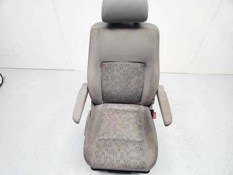 Foto 2ª: Asiento Delantero Derecho Volkswagen Transporter T5 COMBI FURGONETA TECHO MEDIO ELEVADO [AXD] (2005)