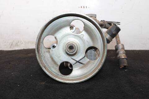 Bomba de Direccion Citroen C5 LX E) 109CV 80KW