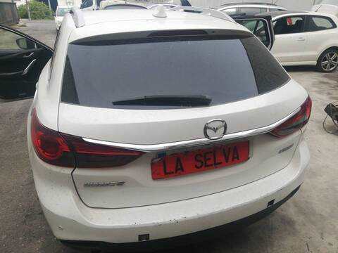 Portón Mazda 6 SHY1 FAMILIAR