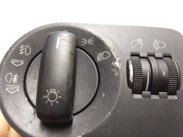 Foto 2ª: Mando Multifuncion Audi A3 2.0 TFSI AMBIENTE [2.0 LTR. - 147 KW 16V TFSI] [AXX]