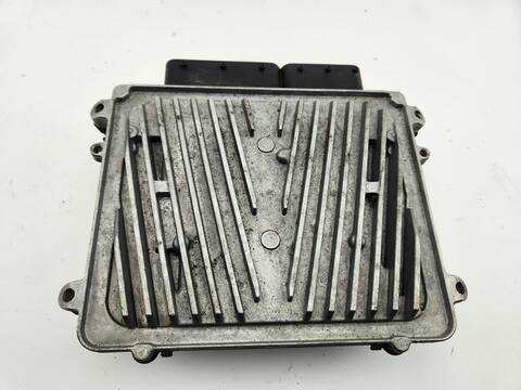 Foto 3ª: Centralita Motor ECU Mercedes Clase C 160 280 219.354) 231CV 170KW [M272943] (2008)