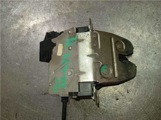 Foto 2ª: Cerradura Maletero Portón Mercedes Clase C 160 2.0 C 180 (203.735) [2.0 LTR. - 95 KW CAT] [M 111.951]
