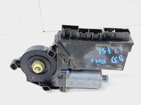 Foto 1ª: Elevalunas Eléctrico Delantero Izquierdo Audi A4 2.0 TDI 16V 103KW) BERLINA 140CV [BRE] (2006)