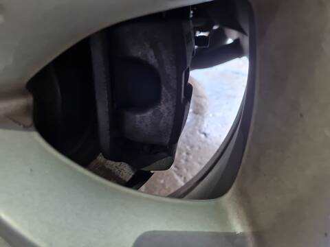 Foto 1ª: Pinza Freno Trasera Izquierdo Nissan Qashqai ACENTA 4X4 141CV 104KW [MR20DE] (2010)