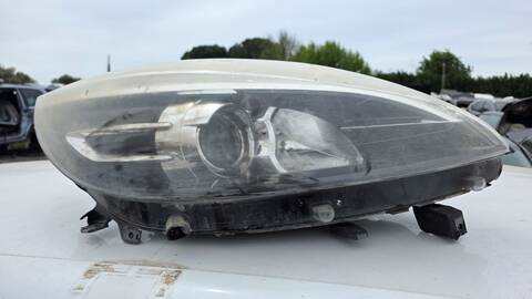 Faro Derecho Renault Scenic PRIVILEGE 131CV 96KW