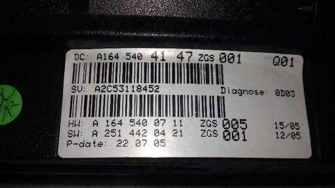 Foto 3ª: Cuadro de Instrumentos Mercedes Clase ML 320 3.0 CDI W164) 224CV 165KW 164.122) (2005)
