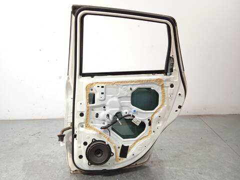 Foto 4ª: Puerta Trasera Derecha Nissan Note VISIA 90CV 66KW (2015)