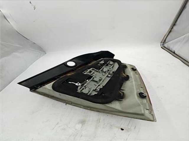 Piloto Trasero Izquierdo Opel Zafira 1.6 COSMO [1.6 LTR. - 77 KW 16V]