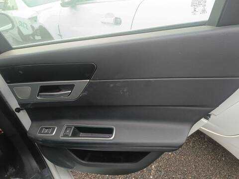Tapizados Cartoneras Jaguar XF PURE 179CV 132KW
