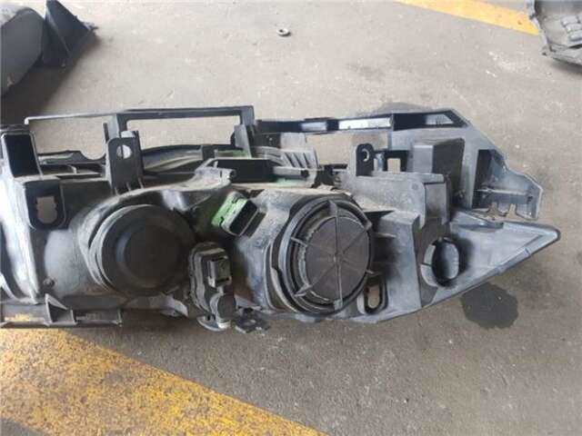 Foto 3ª: Faro Izquierdo Renault Megane 1.5 AUTHENTIQUE [1.5 LTR. - 78 KW DCI DIESEL] II BERLINA 5P (10.2002-_) [K9K P7]