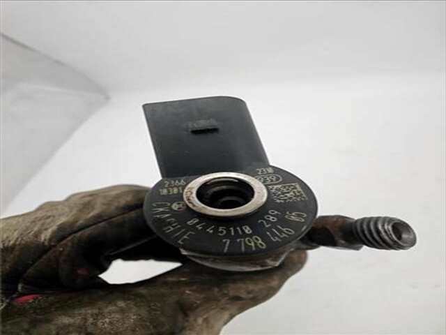 Foto 3ª: Inyectores Bmw Serie 1 114 2.0 118I [2.0 LTR. - 105 KW 16V] [N47D20A]