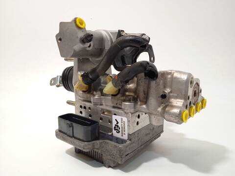 Abs Toyota Yaris 1.5 HYBRID NHP130_) 101CV 74KW