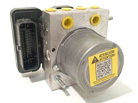 Foto 1ª: Abs Renault Clio 1.6 E-TECH 145 B7MU) 94CV 69KW [H4M729] (2024)