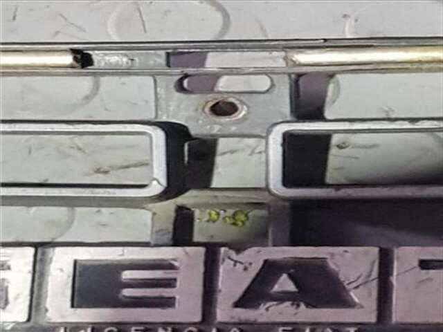 Foto 3ª: Rejilla Delantera Seat 127 0.9 [A112 A5.000]