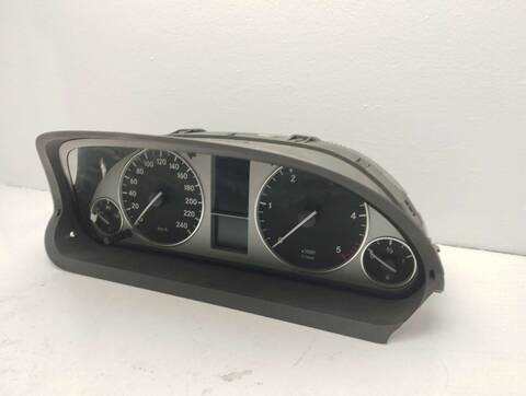 Foto 2ª: Cuadro de Instrumentos Mercedes Clase B 150 180 CDI 245.207) 109CV 80KW [640940] (2010)