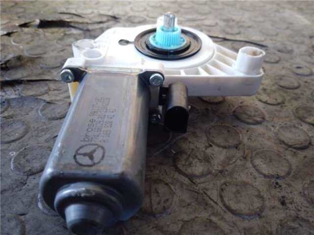 Foto 3ª: Elevalunas Eléctrico Delantero Izquierdo Mercedes Clase B 150 2.0 180 CDI (245.207) [2.0 LTR. - 80 KW CDI CAT] [OM 640.940]