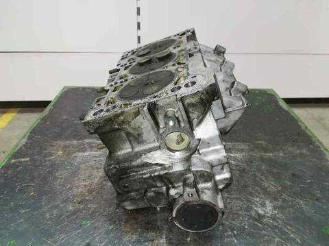 Foto 2ª: Culata Audi A6 2.5 V6 24V TDI BERLINA 150CV 110KW (1997)