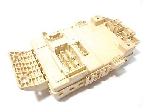 Foto 3ª: Caja Reles Fusibles Kia Niro 1.6 G HIBRIDO 141CV 104KW [G4LL] (2023)