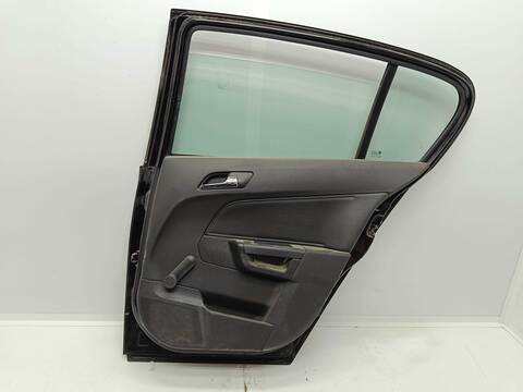 Foto 2ª: Puerta Trasera Derecha Opel Astra COSMO BERLINA 101CV 74KW [Z17DTH] (2004)